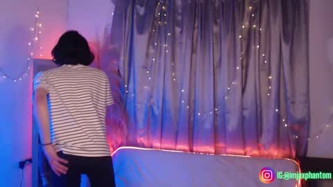 Hey im Jaxxxon check my info     online show from October 18, 2025, 9:21 am