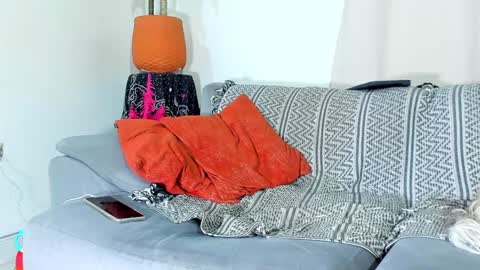 Snapshot of j_calix chatting on December 10, 2024, 5:28 am Calix Independient model Insta and twt Calixsnake online show from December 10, 2024, 5:28 am