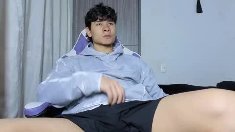 Noah online show from April 12, 2026, 2:22 pm