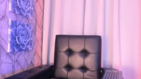 Jade West online show from July 16, 2026, 11:05 am