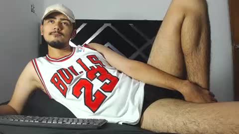 Snapshot of jack03xx_ chatting on December 12, 2024, 9:48 pm Jack online show from December 12, 2024, 9:48 pm