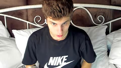 Jack online show from October 17, 2025, 7:33 am