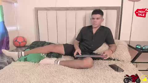 JACK CASTELL online show from October 19, 2025, 1:34 pm