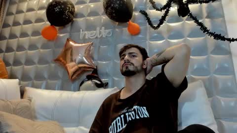 JACK DANIEL online show from October 31, 2025, 5:58 pm