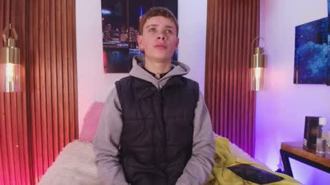 JACK  online show from November 4, 2025, 12:15 pm