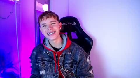 Snapshot of jack_frosst_ chatting on June 19, 2026, 12:20 pm JACK online show from June 19, 2026, 12:20 pm