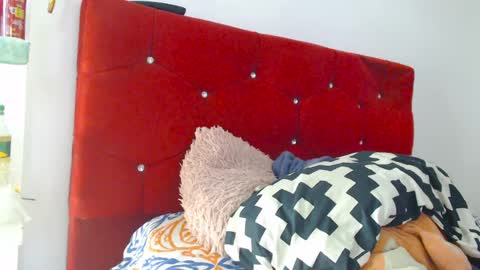 Laick online show from April 6, 2026, 4:46 am