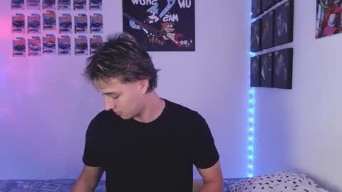 J online show from November 5, 2025, 4:23 am