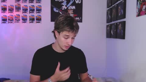 J online show from December 19, 2025, 7:21 pm