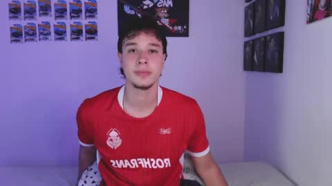 J online show from April 19, 2026, 12:33 am