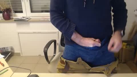 jackbauer9999 online show from December 2, 2024, 3:47 pm