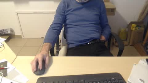 jackbauer9999 online show from December 11, 2024, 7:09 am