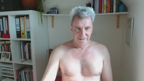 jackblack650 online show from October 28, 2025, 11:47 am