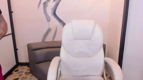 Snapshot of jackblanco_ chatting on January 14, 2025, 12:14 pm Jack White online show from January 14, 2025, 12:14 pm