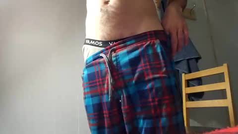 Snapshot of jackboys16 chatting on December 7, 2024, 7:27 am Dess online show from December 7, 2024, 7:27 am