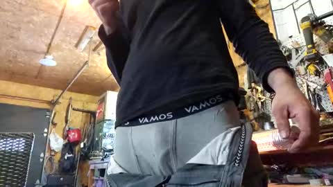 Snapshot of jackboys16 chatting on January 19, 2025, 1:33 pm Dess online show from January 19, 2025, 1:33 pm