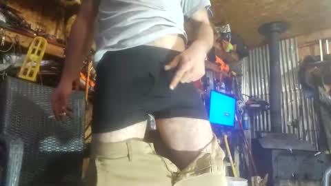 Snapshot of jackboys16 chatting on February 25, 2025, 6:03 am Dess online show from February 25, 2025, 6:03 am