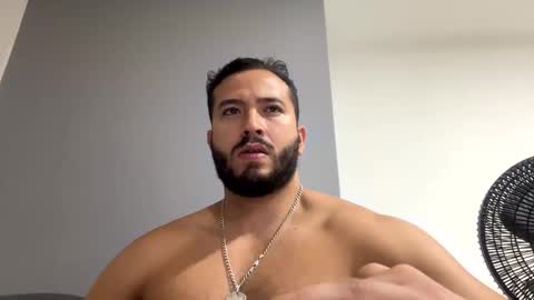 jackdanielsm online show from February 12, 2025, 4:33 am