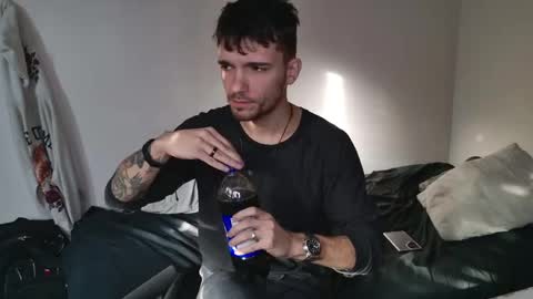 Snapshot of jackdesfeux chatting on February 19, 2025, 8:10 pm Jack  online show from February 19, 2025, 8:10 pm