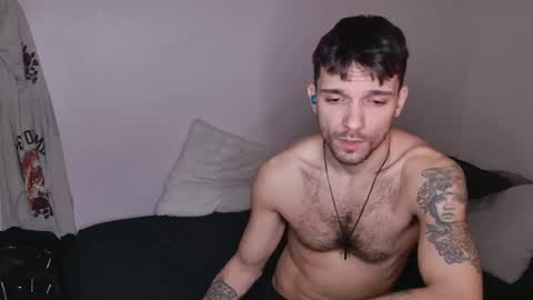 Snapshot of jackdesfeux chatting on February 22, 2025, 5:23 am Jack  online show from February 22, 2025, 5:23 am