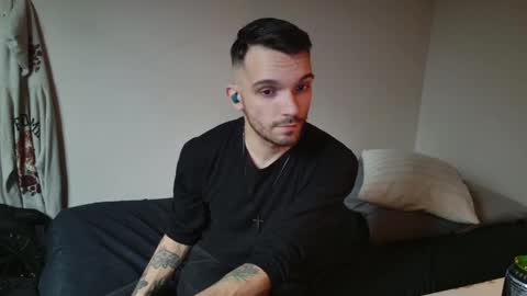 Snapshot of jackdesfeux chatting on February 25, 2025, 8:51 pm Jack  online show from February 25, 2025, 8:51 pm