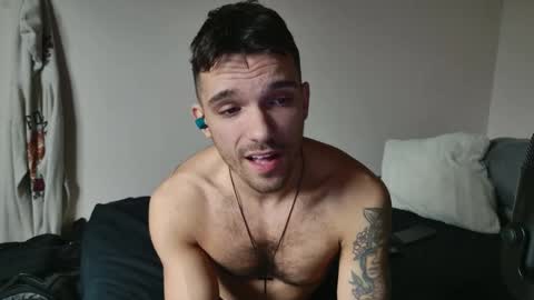 Snapshot of jackdesfeux chatting on March 5, 2025, 3:29 pm Jack  online show from March 5, 2025, 3:29 pm