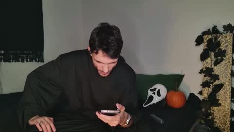 Snapshot of jackdesfeux chatting on October 28, 2025, 5:44 am Jack  online show from October 28, 2025, 5:44 am