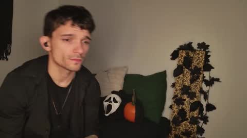 Snapshot of jackdesfeux chatting on October 29, 2025, 8:49 am Jack  online show from October 29, 2025, 8:49 am