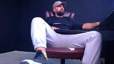 JackEthan online show from September 22, 2025, 4:58 am