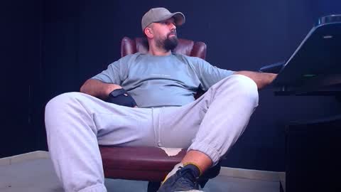 JackEthan online show from October 1, 2025, 4:29 am