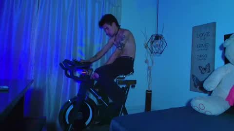 Snapshot of jackk_8 chatting on September 10, 2025, 11:05 pm jackk_8 online show from September 10, 2025, 11:05 pm
