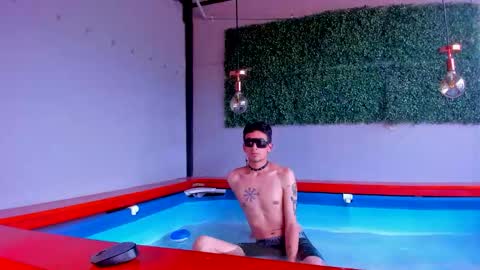 Snapshot of jackk_8 chatting on September 11, 2025, 7:47 pm jackk_8 online show from September 11, 2025, 7:47 pm