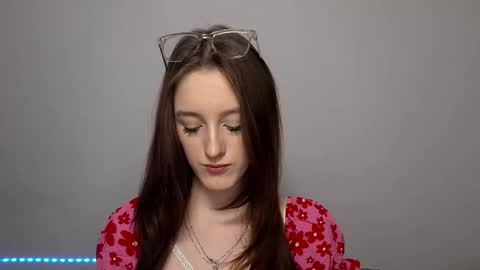 Lisa online show from January 7, 2026, 1:02 pm