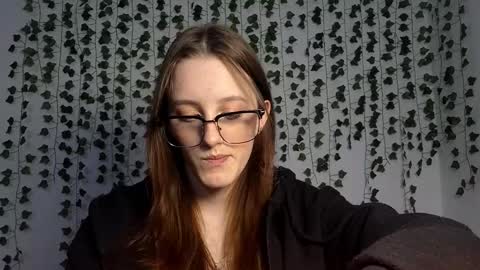 Lisa online show from February 8, 2026, 1:58 pm