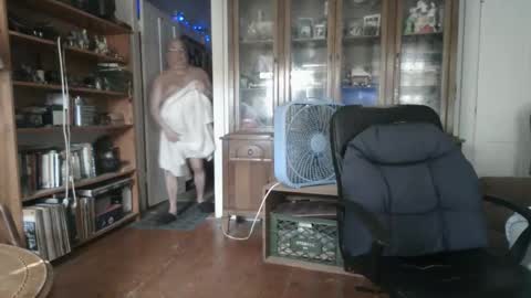 jackskillet_29 online show from April 23, 2026, 1:46 pm