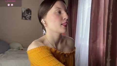 Lillian online show from June 4, 2026, 5:13 am