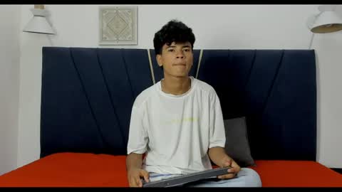jacob_cum23 online show from June 22, 2026, 1:19 pm