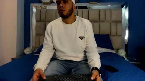 Snapshot of jacob_garcia_ chatting on November 23, 2025, 11:54 am jacob_garcia_ online show from November 23, 2025, 11:54 am