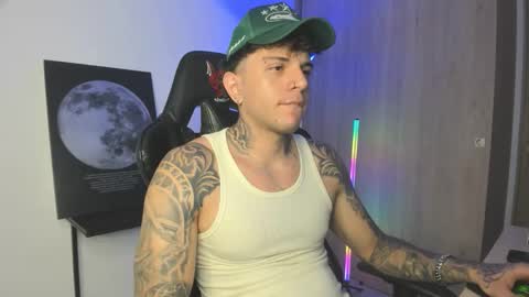 jacobb116 online show from October 25, 2025, 12:18 am