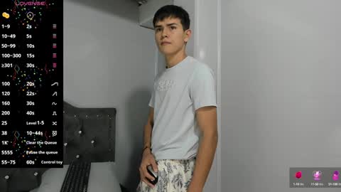 Snapshot of jacobb_lee chatting on December 10, 2024, 8:49 pm Jacob Lee online show from December 10, 2024, 8:49 pm