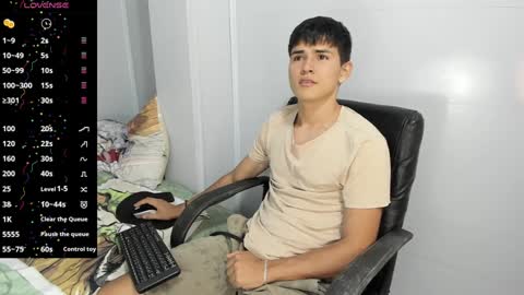 Snapshot of jacobb_lee chatting on January 22, 2025, 8:17 pm Jacob Lee online show from January 22, 2025, 8:17 pm
