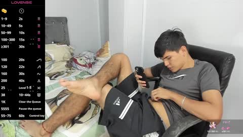 Snapshot of jacobb_lee chatting on January 23, 2025, 8:13 pm Jacob Lee online show from January 23, 2025, 8:13 pm