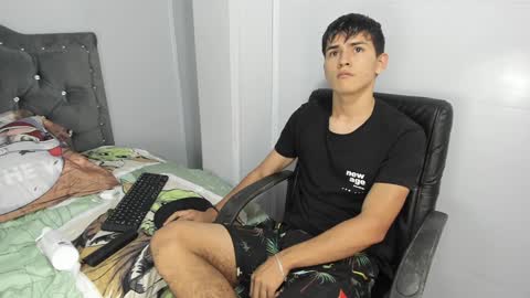 Snapshot of jacobb_lee chatting on January 31, 2025, 1:45 pm Jacob Lee online show from January 31, 2025, 1:45 pm