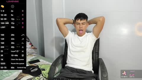 Snapshot of jacobb_lee chatting on February 7, 2025, 7:59 pm Jacob Lee online show from February 7, 2025, 7:59 pm