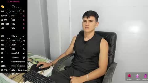 Snapshot of jacobb_lee chatting on February 17, 2025, 8:47 pm Jacob Lee online show from February 17, 2025, 8:47 pm