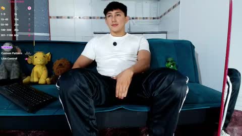 Snapshot of jacques_cardiet chatting on February 25, 2026, 11:42 am jacobo online show from February 25, 2026, 11:42 am