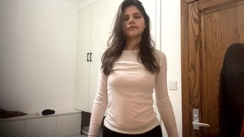 Sarah online show from February 27, 2026, 5:24 pm