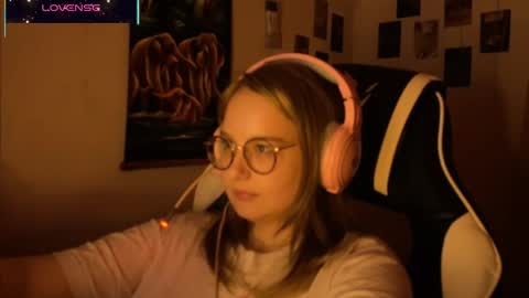 jacywinslat online show from October 6, 2025, 7:44 pm