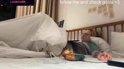 jacywinslat online show from December 20, 2025, 5:53 pm