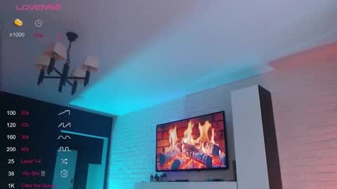 Jade online show from November 17, 2025, 1:28 pm